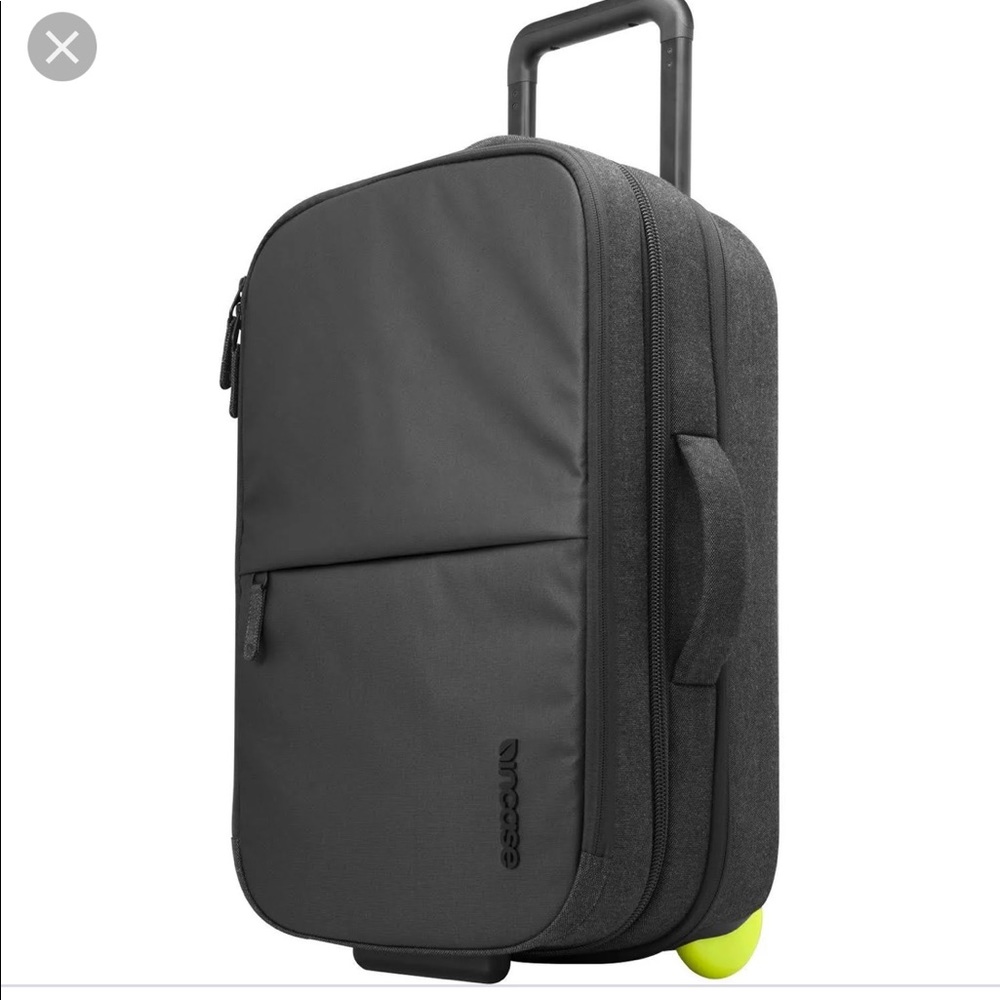 Incase EO rolling carryon suitcase